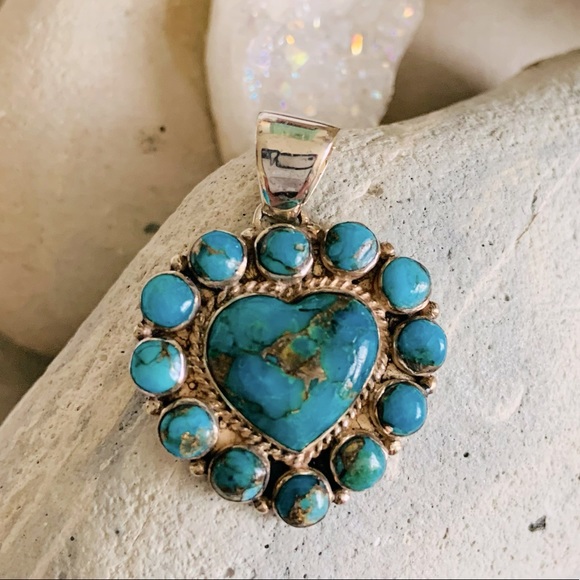 Jewelry - Mojave Turquoise heart shaped Pendant in sterling silver.